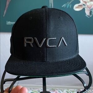 RVCA mid fit hat